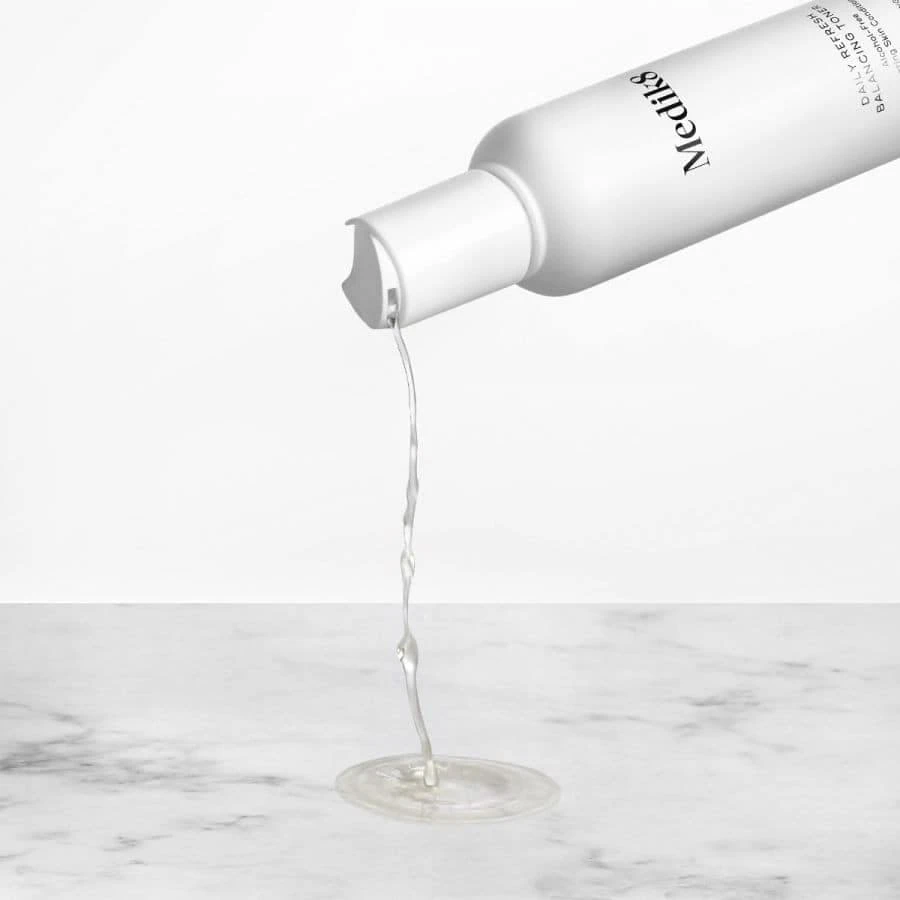 Medik8 Daily Refresh Balancing Toner - Image 2