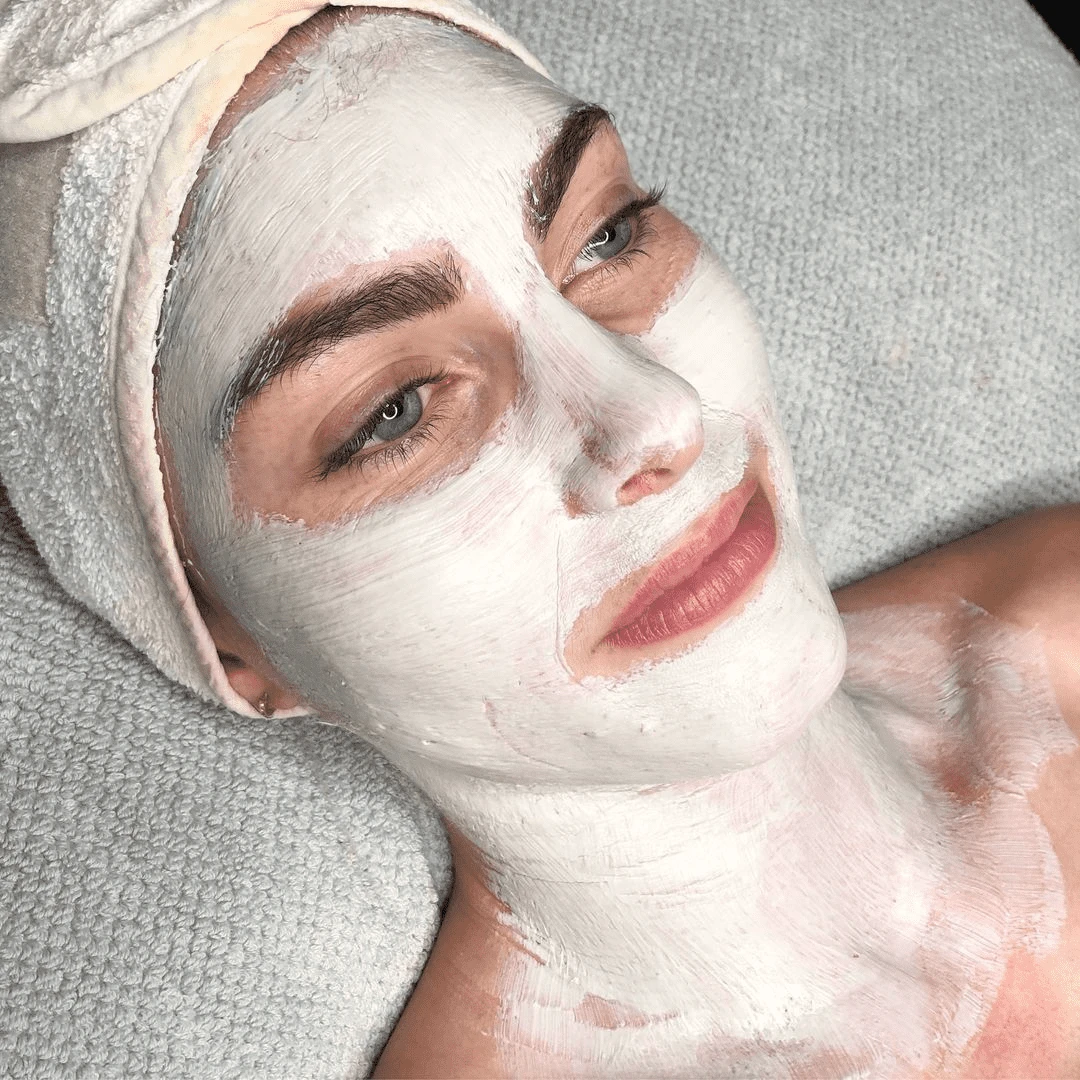 Medik8 Natural Clay Mask - Image 3