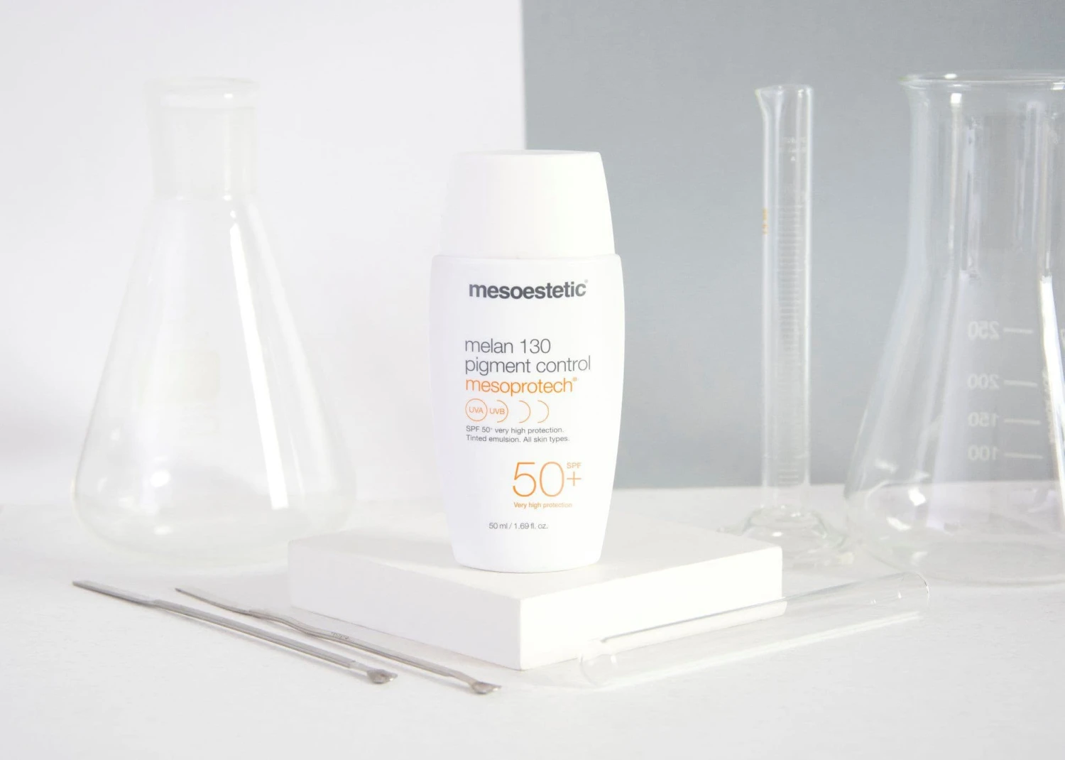 Mesoestetic Mesoprotech Melan 130 Pigment Control SPF 50+ - Image 6